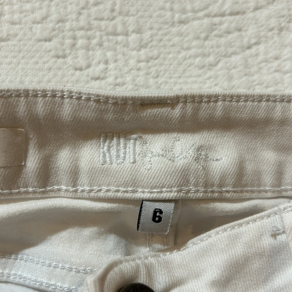 Kut from the Kloth Donna Ankle Skinny. 6 - Picture 4 of 12